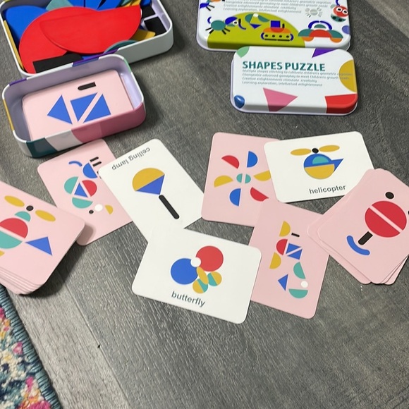Shape puzzle with cards - Picture 3 of 5